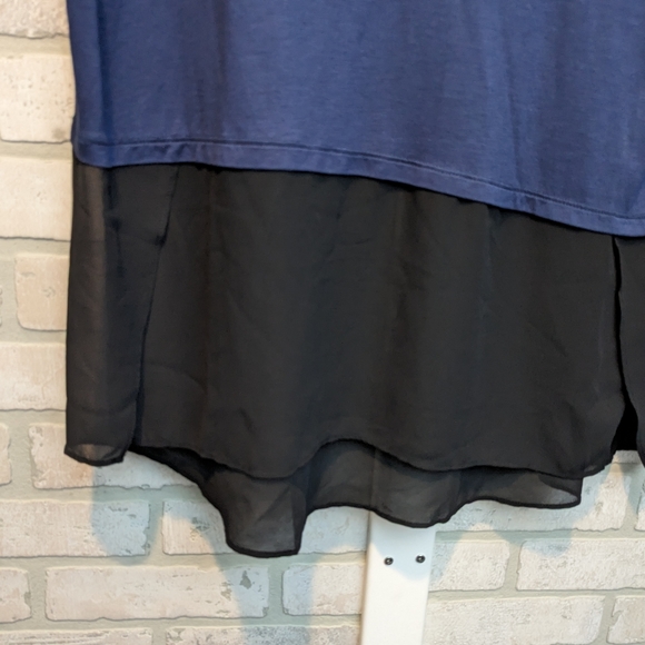 DKNY, NEW, shirt with sheer bottom, size XL, FINAL PRICE DROP 💧💧💧💧 - Picture 7 of 8